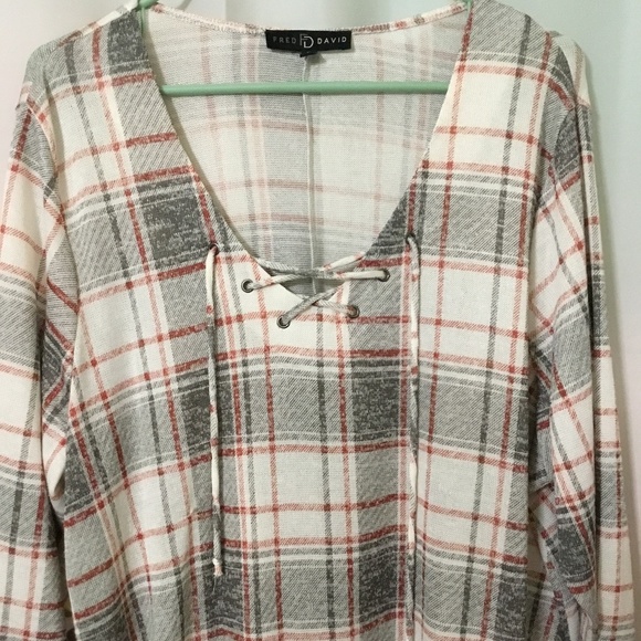 Women's Fred & David Grey and Red Tunic - Picture 2 of 6